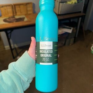 Teal LL Bean water bottle